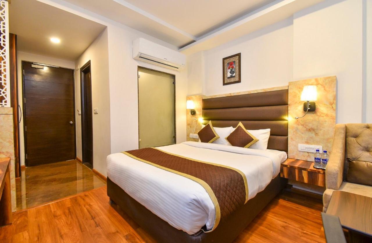 Hotel Suncity Plaza, Sitapura, جايبور الغرفة الصورة