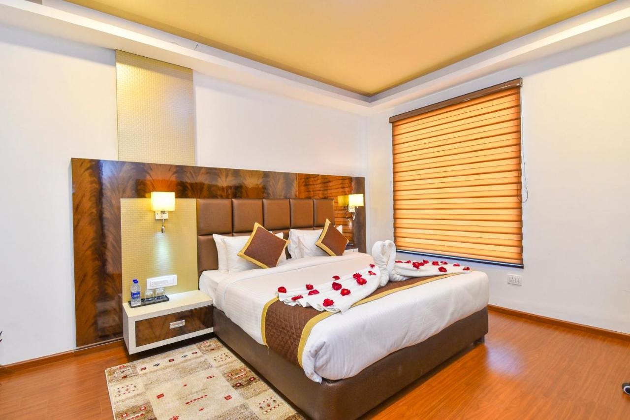 Hotel Suncity Plaza, Sitapura, جايبور الغرفة الصورة