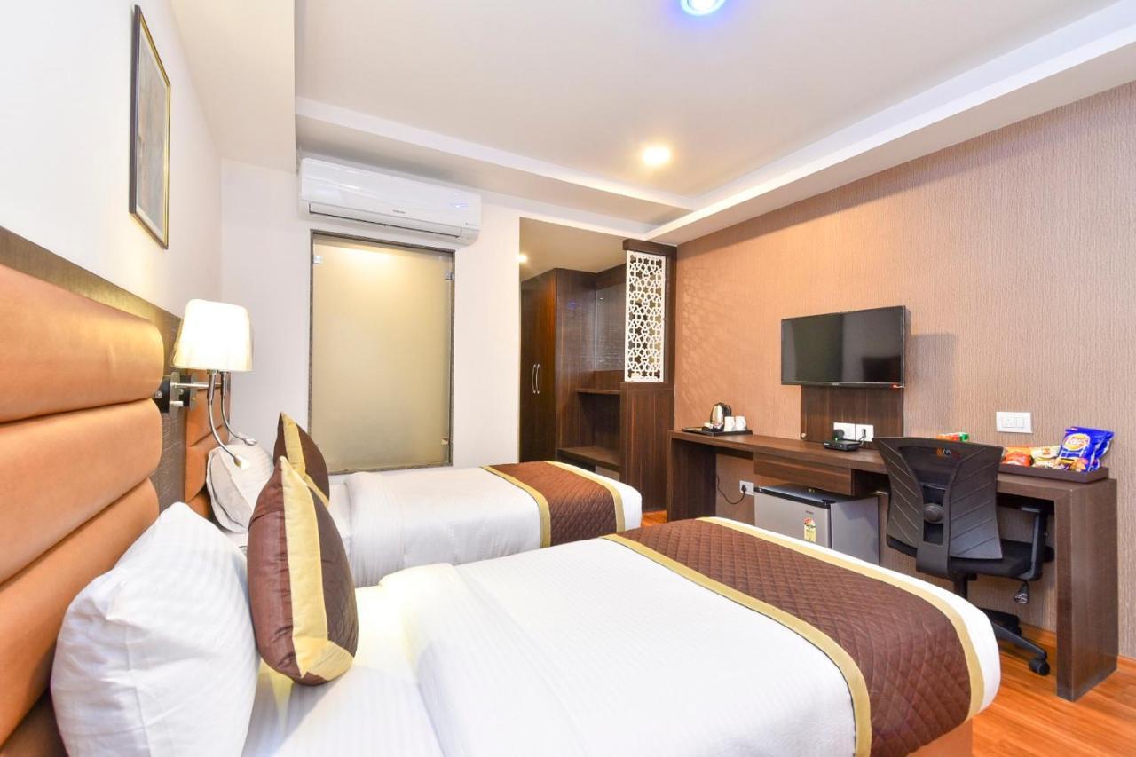 Hotel Suncity Plaza, Sitapura, جايبور الغرفة الصورة
